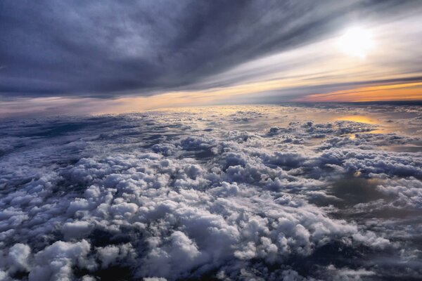 Faszinierender Blick auf die Wolken von oben