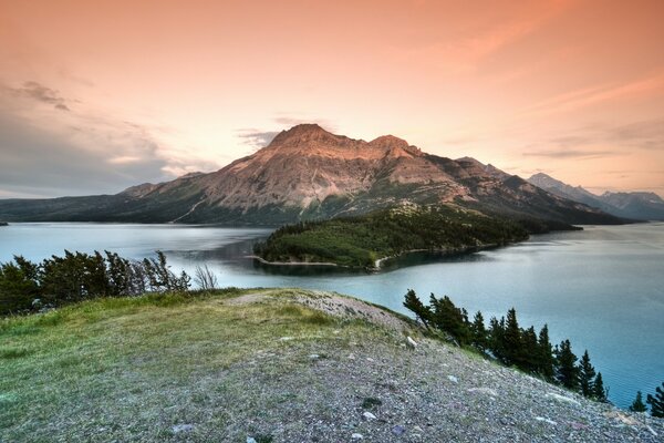 Parco Nazionale dei Laghi di Waterton in Canada