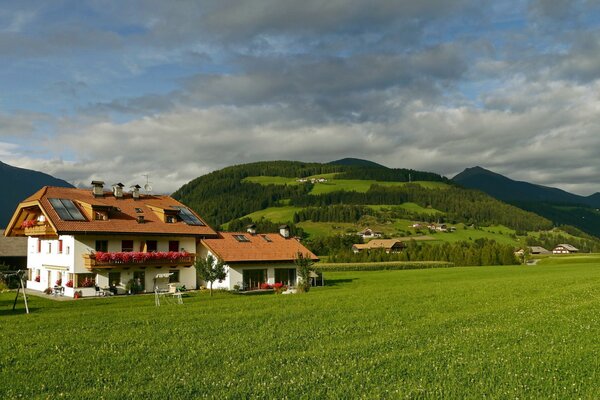 Prairie en Italie sur une journée ensoleillée