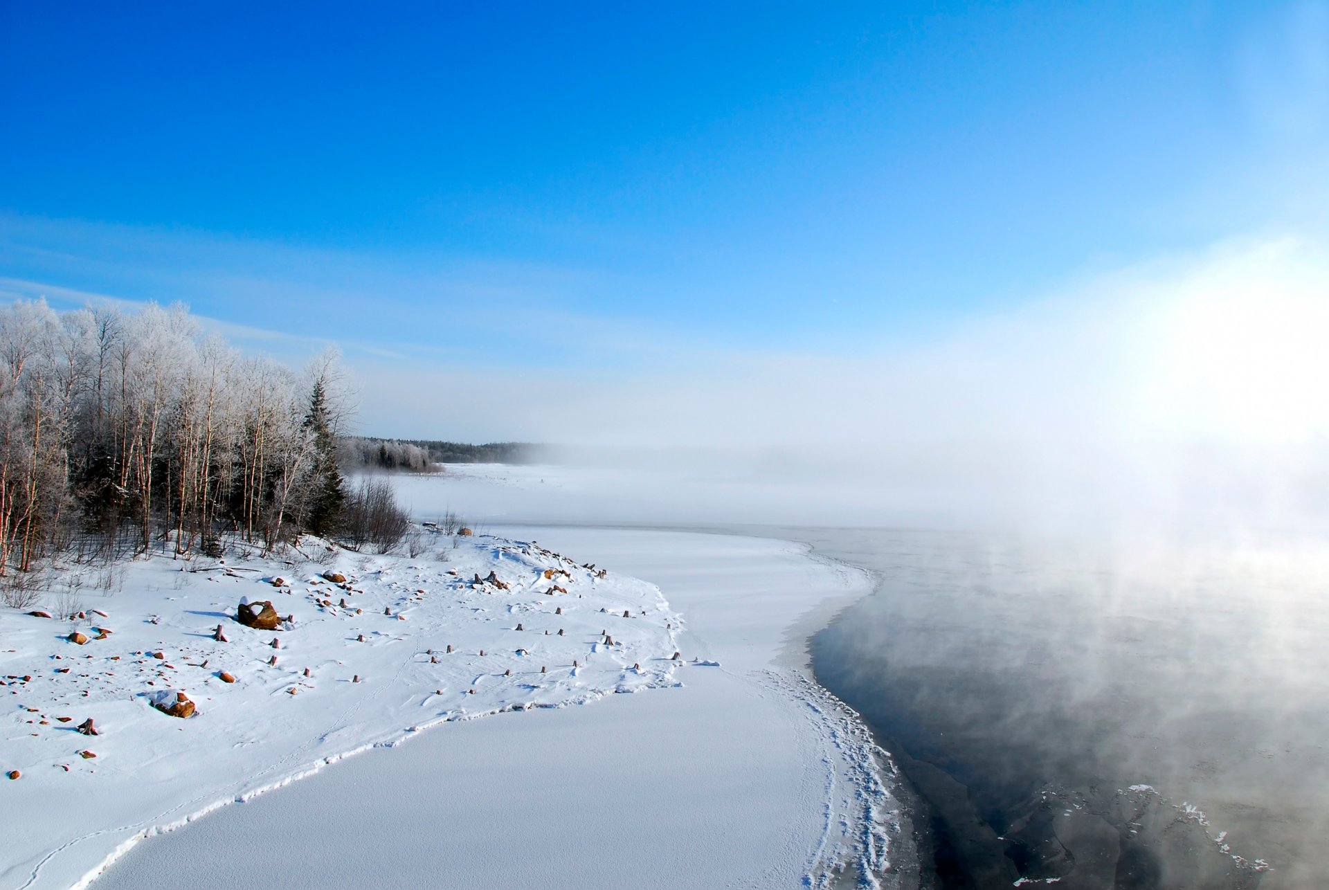 lago nieve escarcha