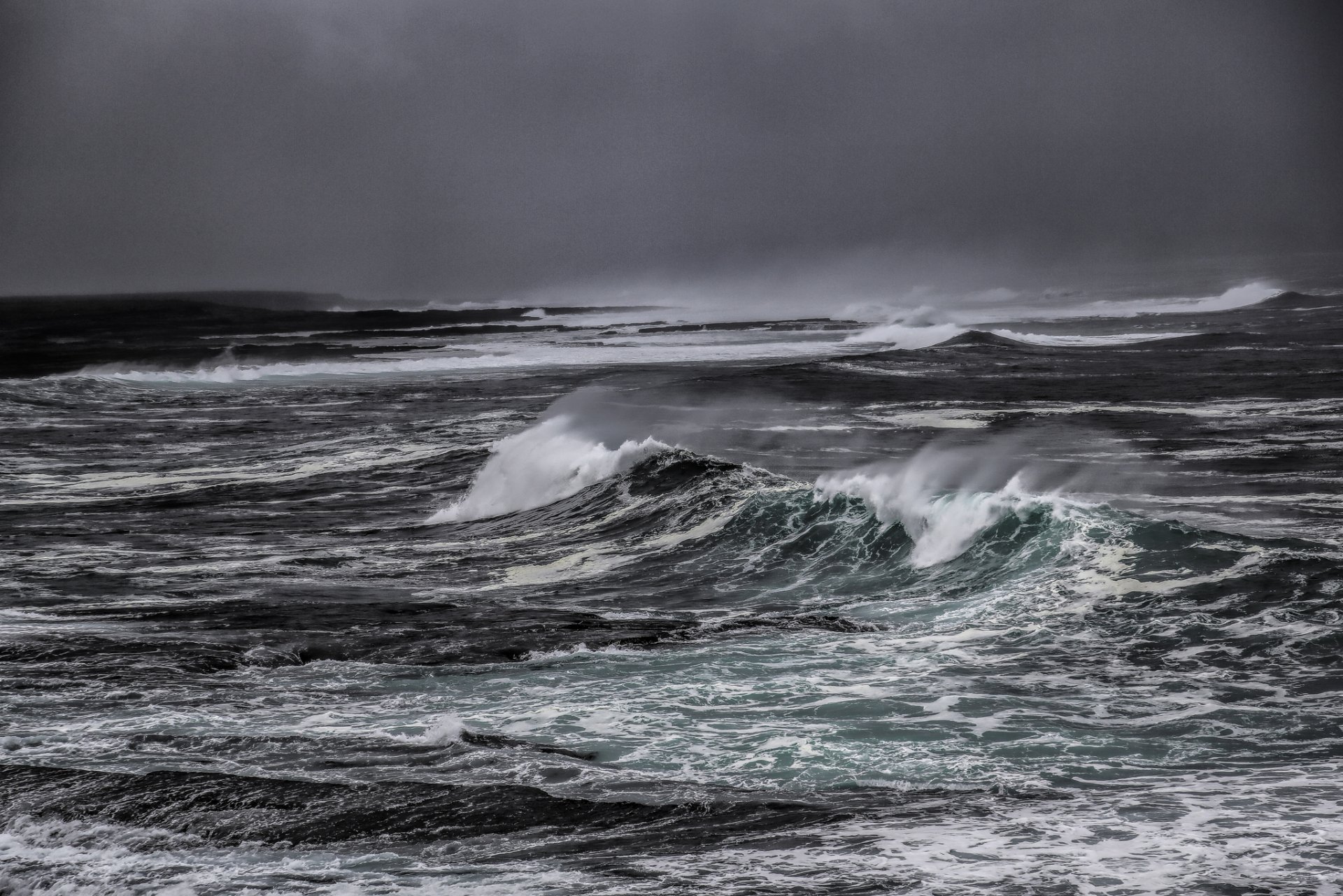 mer vagues tempête