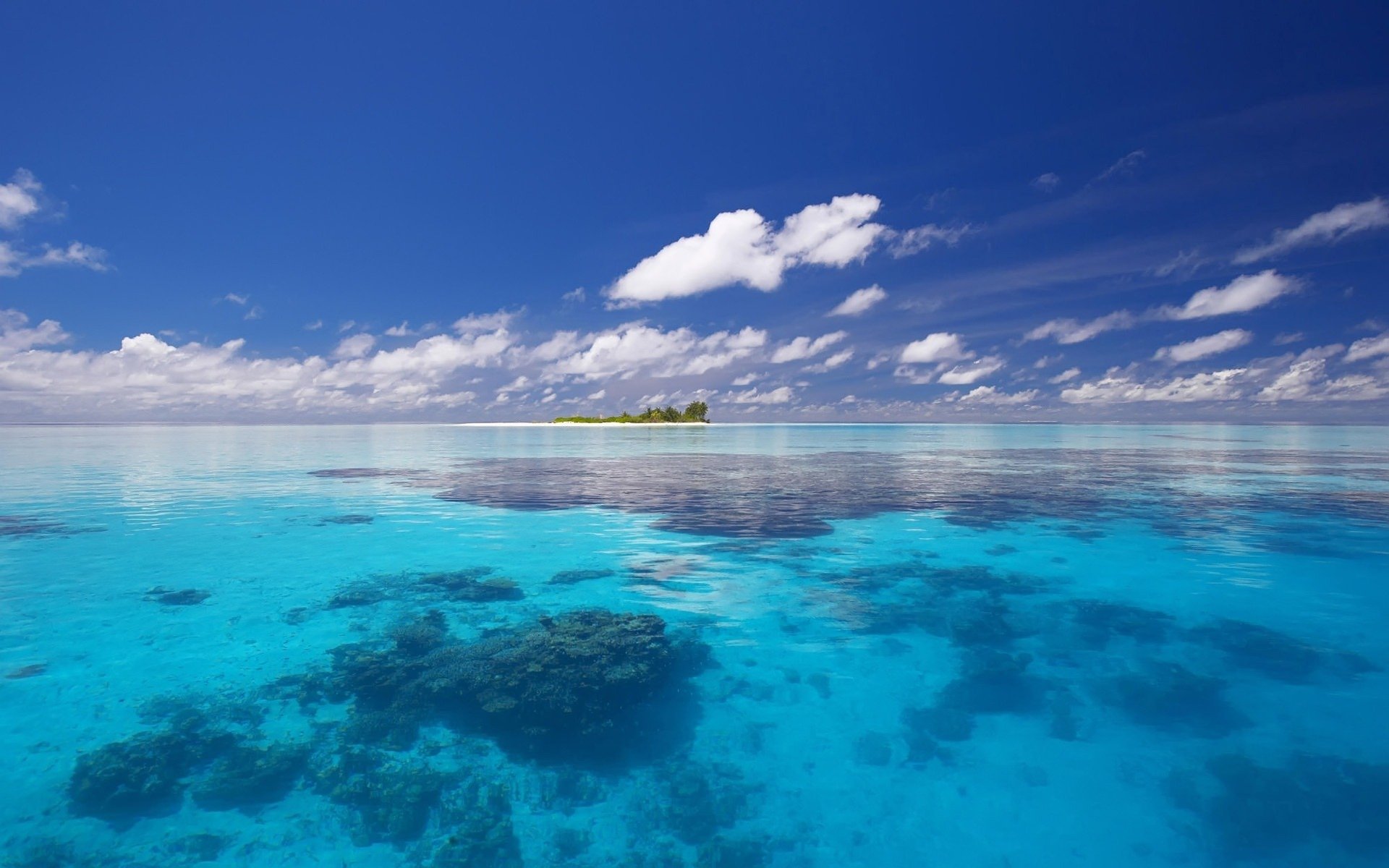 océano isla nubes