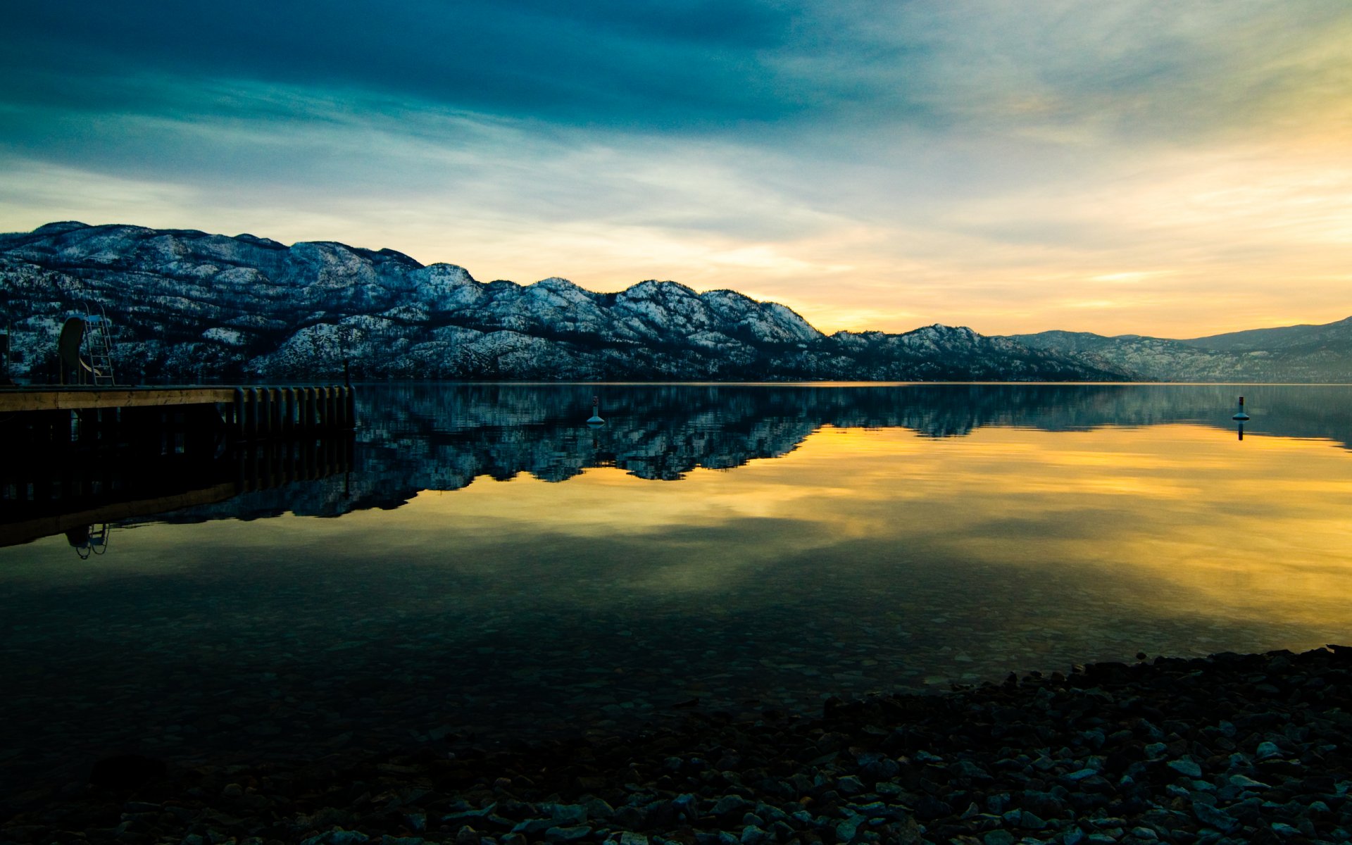 lago montañas cielo