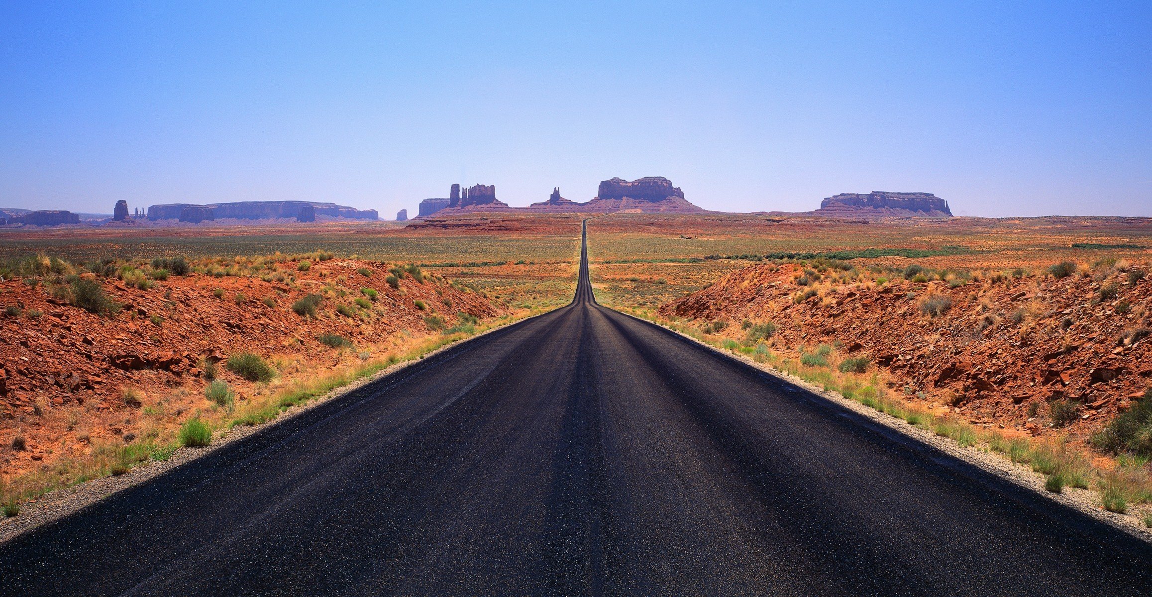 route montagnes horizon