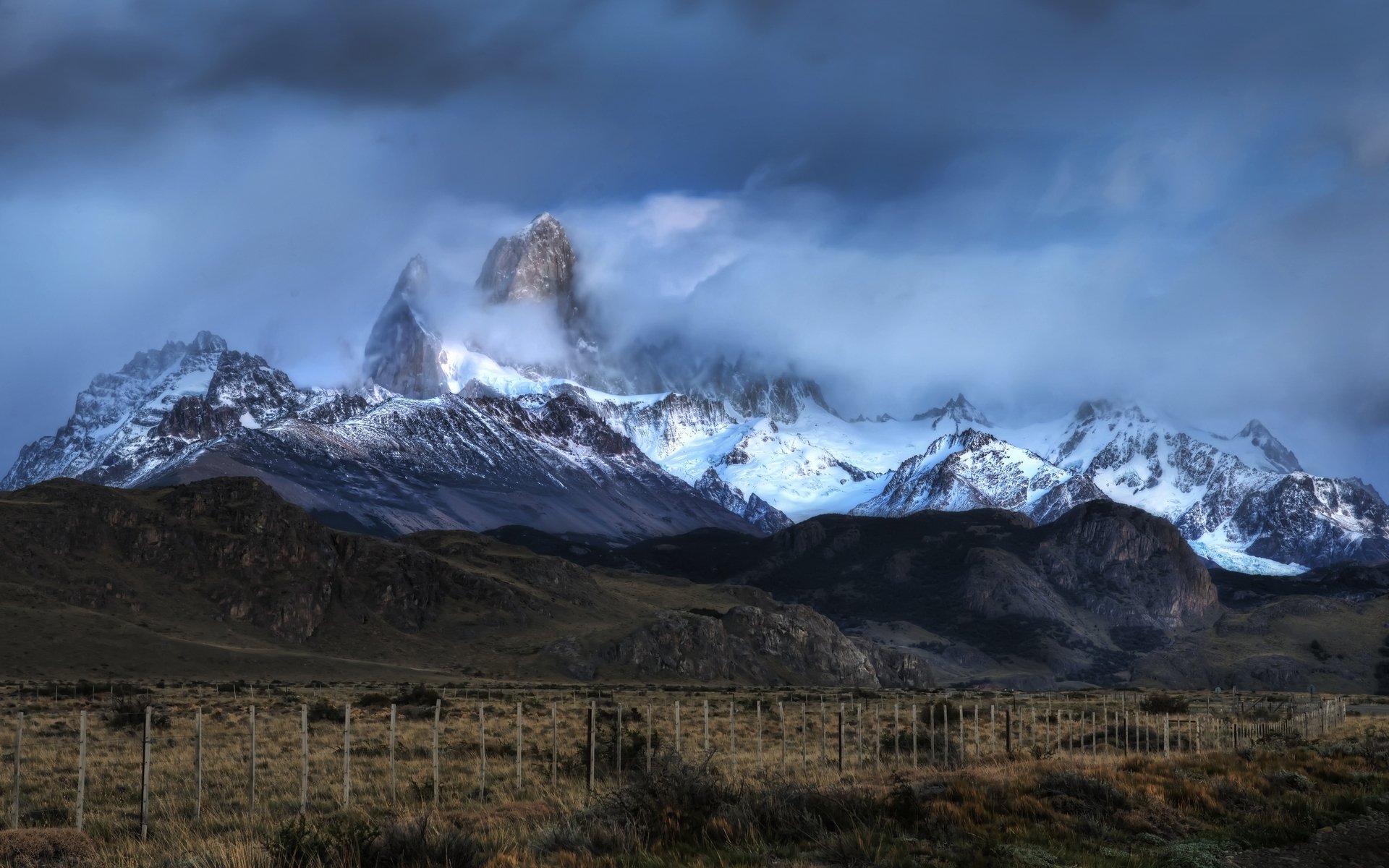 montañas nubes argentina