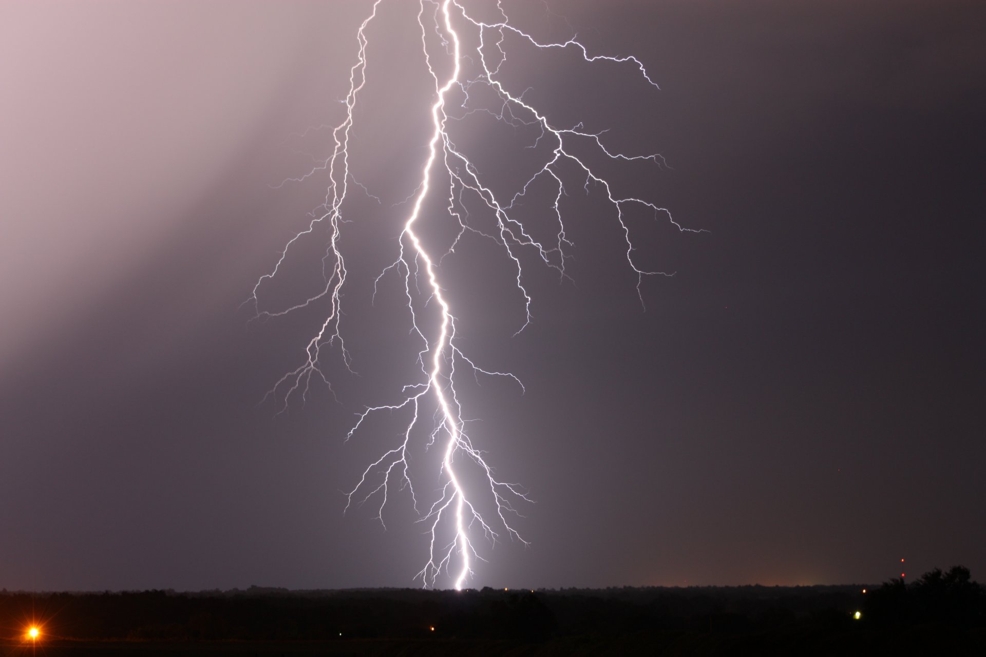 błyskawica noc niebo