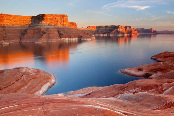 Lake surrounded by red rocks