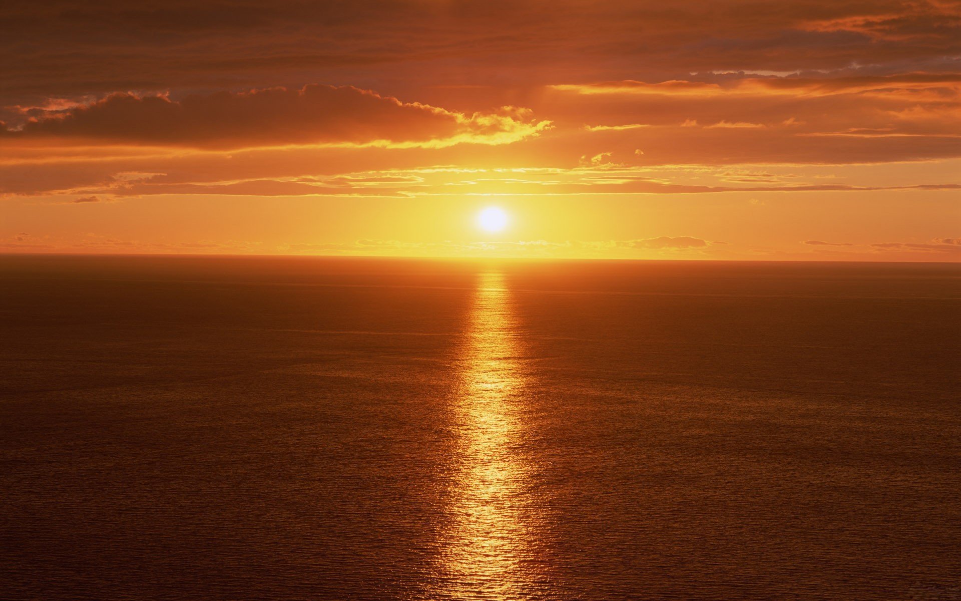 mare sole tramonto sentiero bagliore luce nuvole cielo raggi