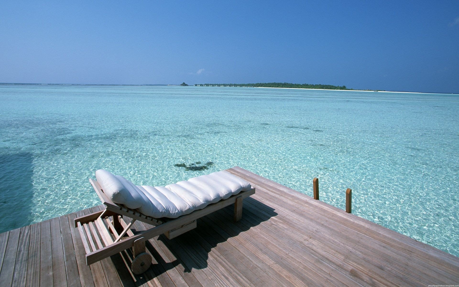 couch pier ocean island