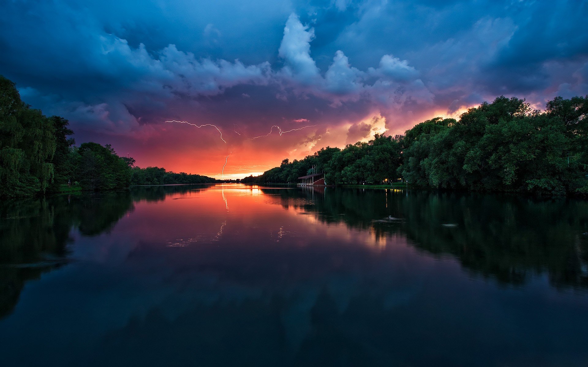 río parque relámpagos