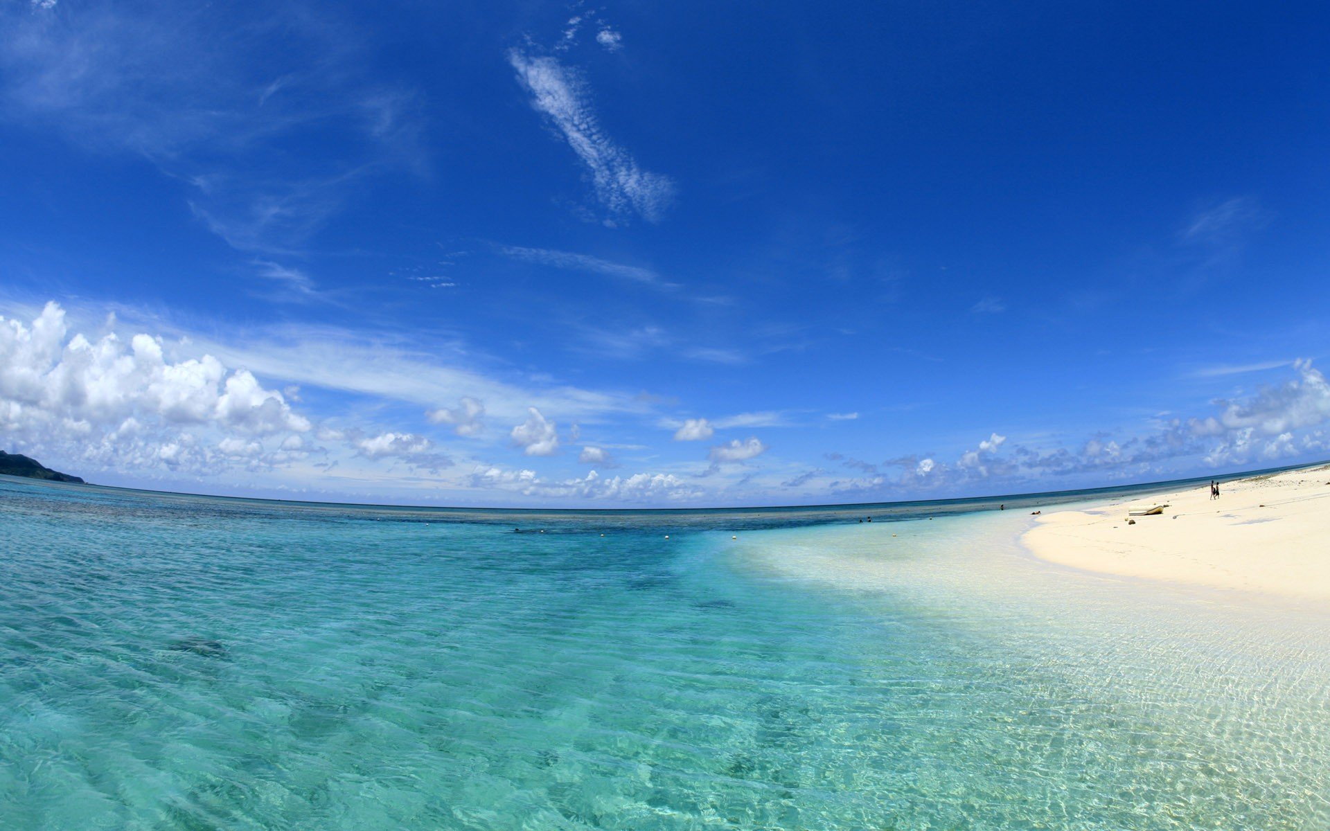 nuages eau sable horizon