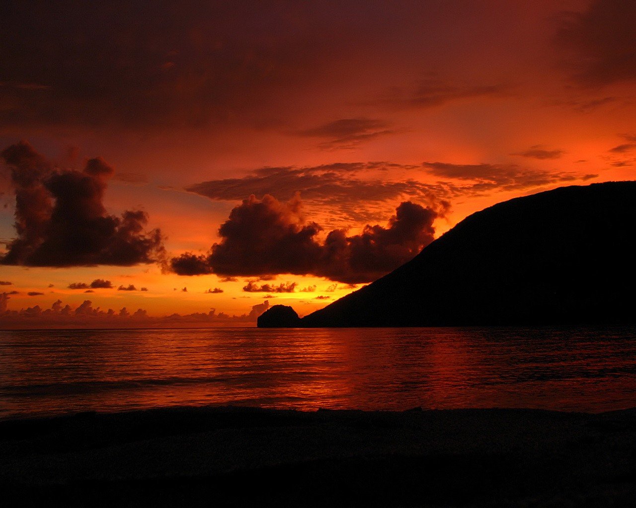 coucher de soleil côte nuages lueur