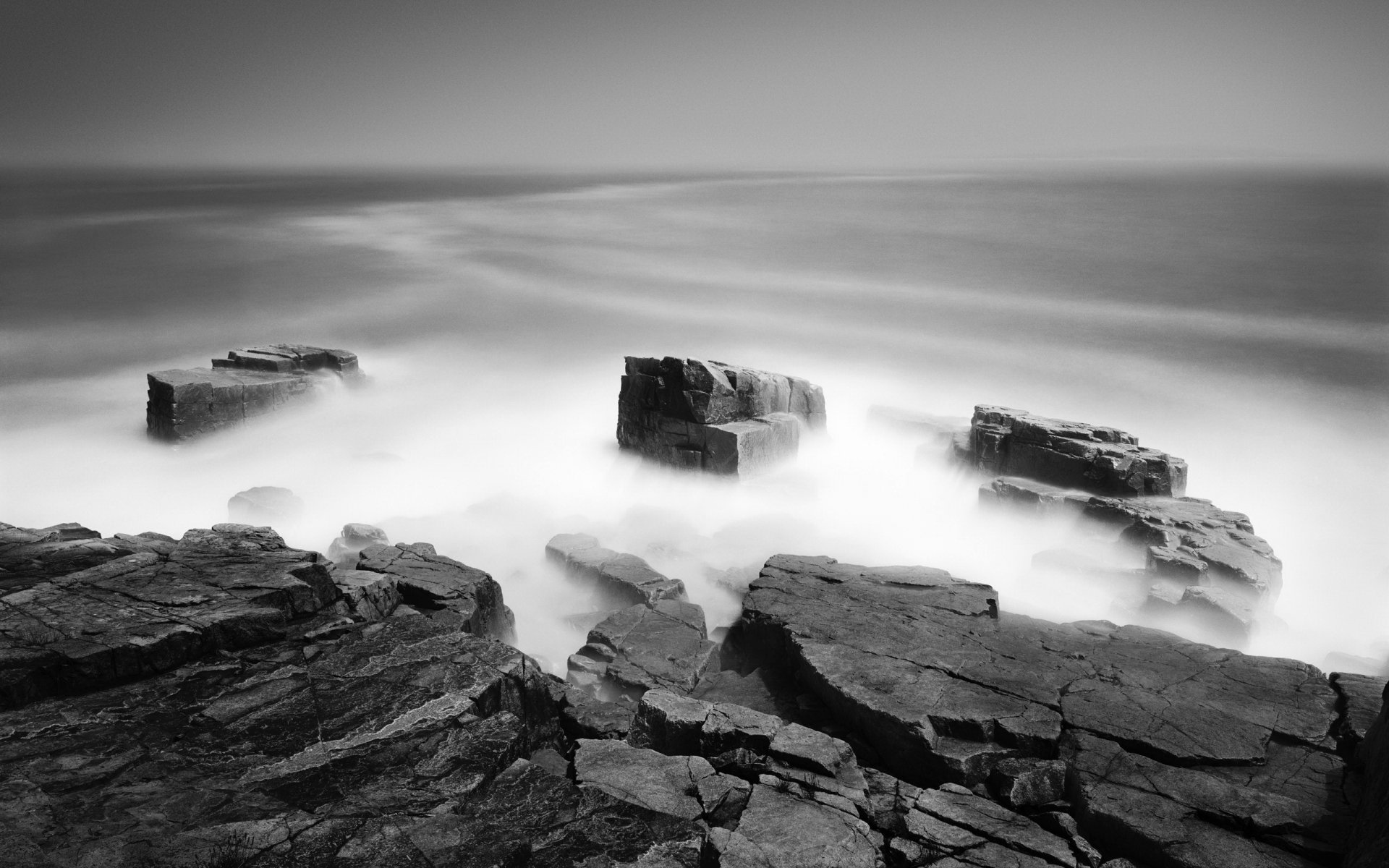 piedras blanco y negro