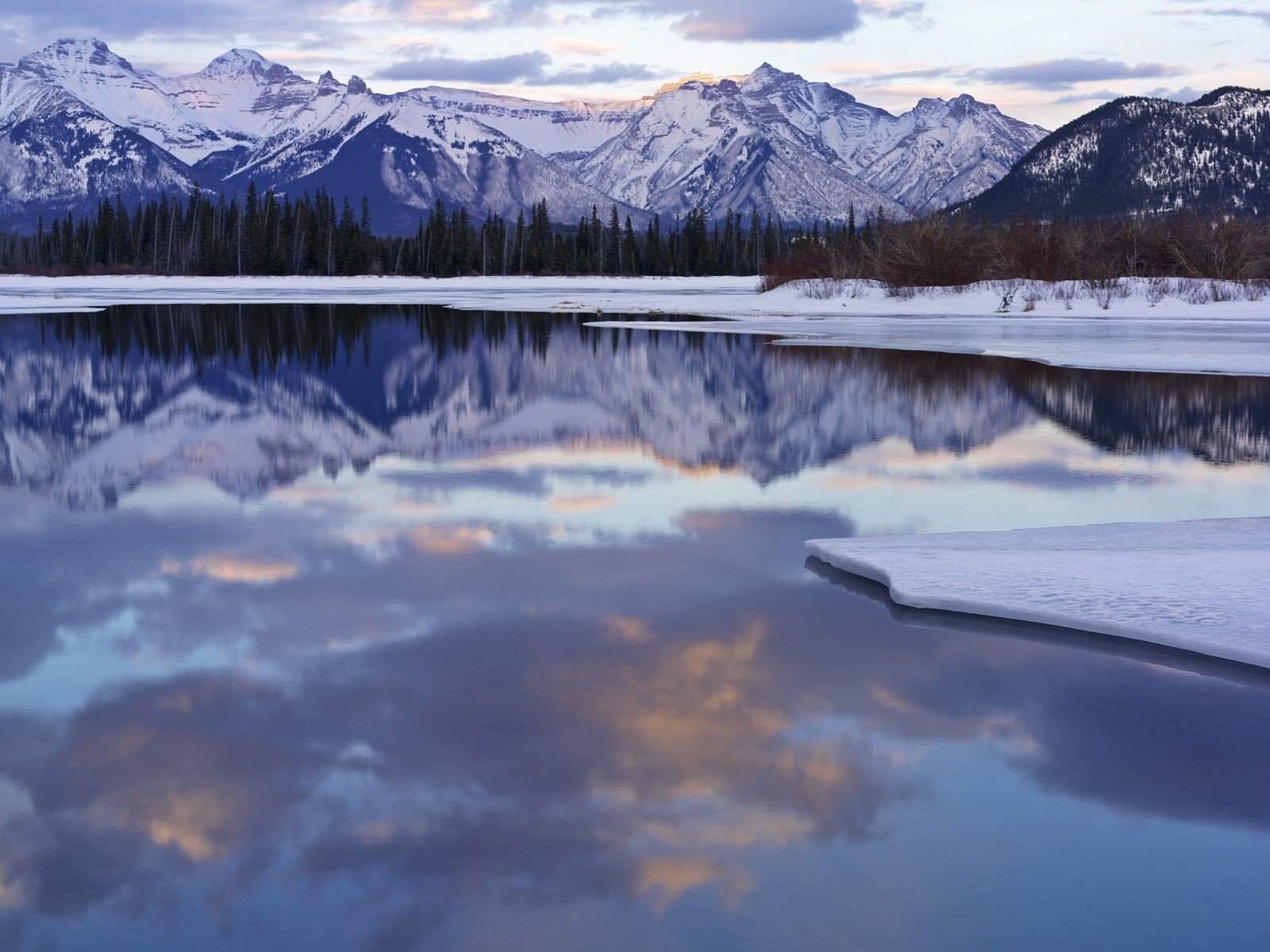 lake mountain snow winter