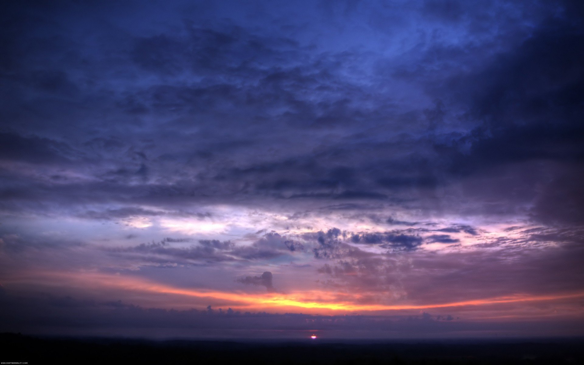 nubes cielo puesta de sol