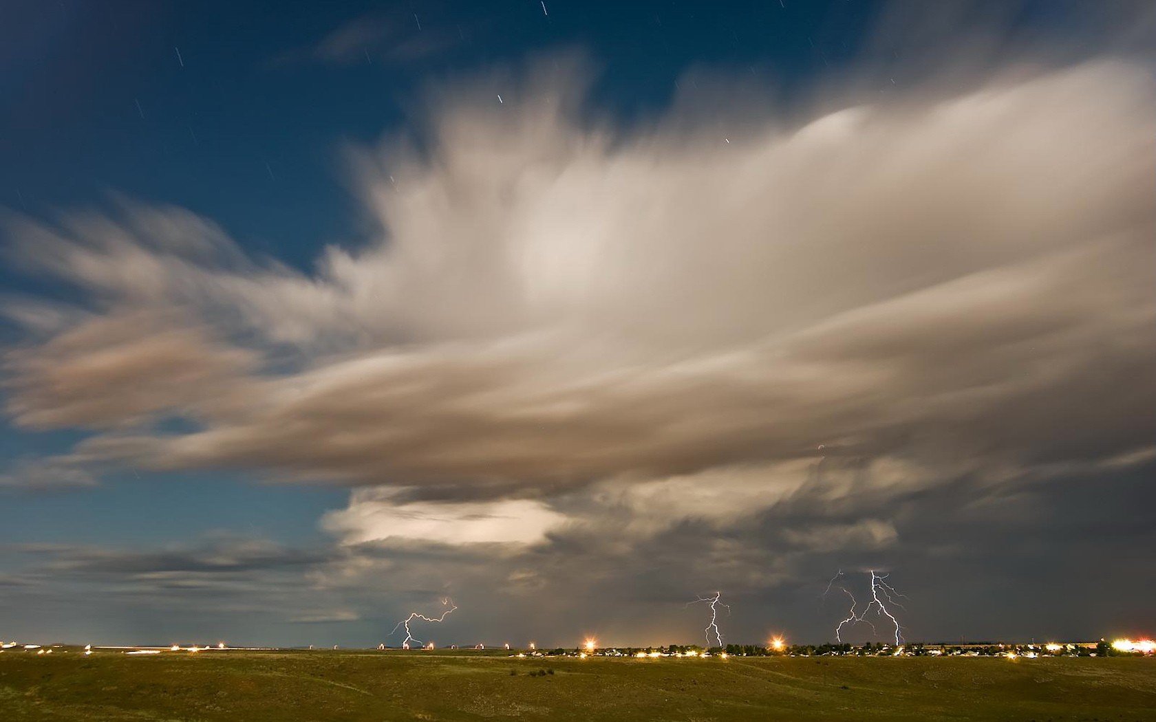 wolken gewitter blitz