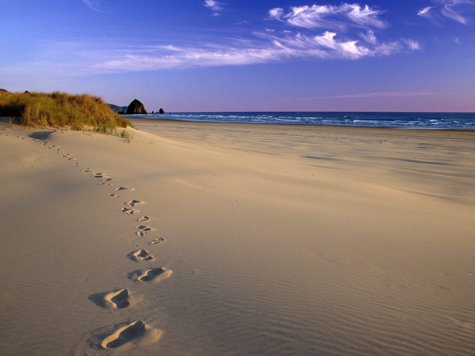 traces sable côte mer