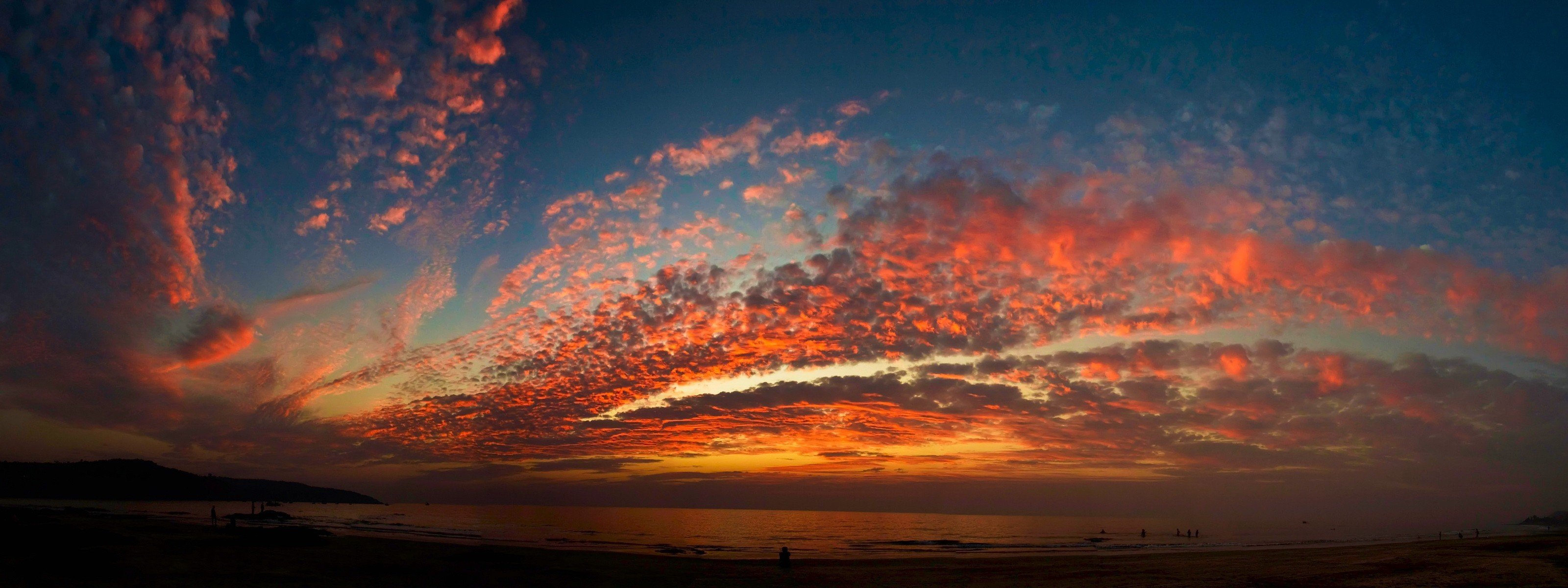 unset sea cloud