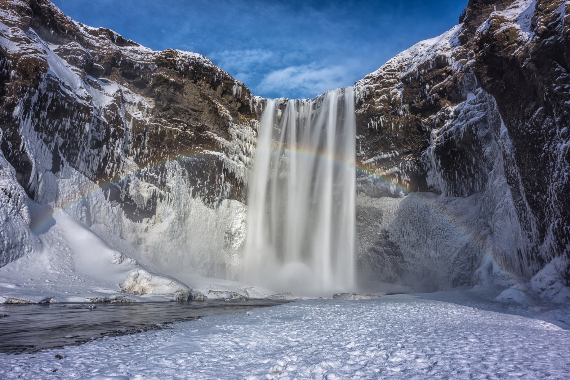 islande montagnes hiver neige ciel cascade arc-en-ciel