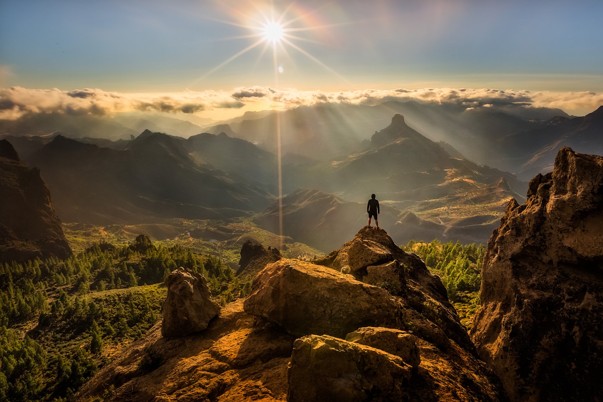 natura panorama vetta uomo sole bagliore rocce