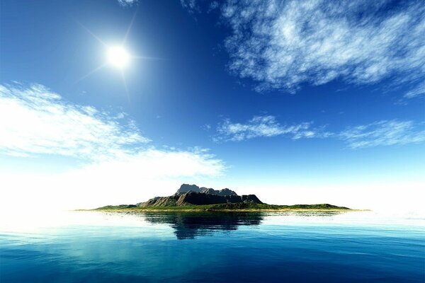 Azurblaues Wasser, Insel und blauer Himmel