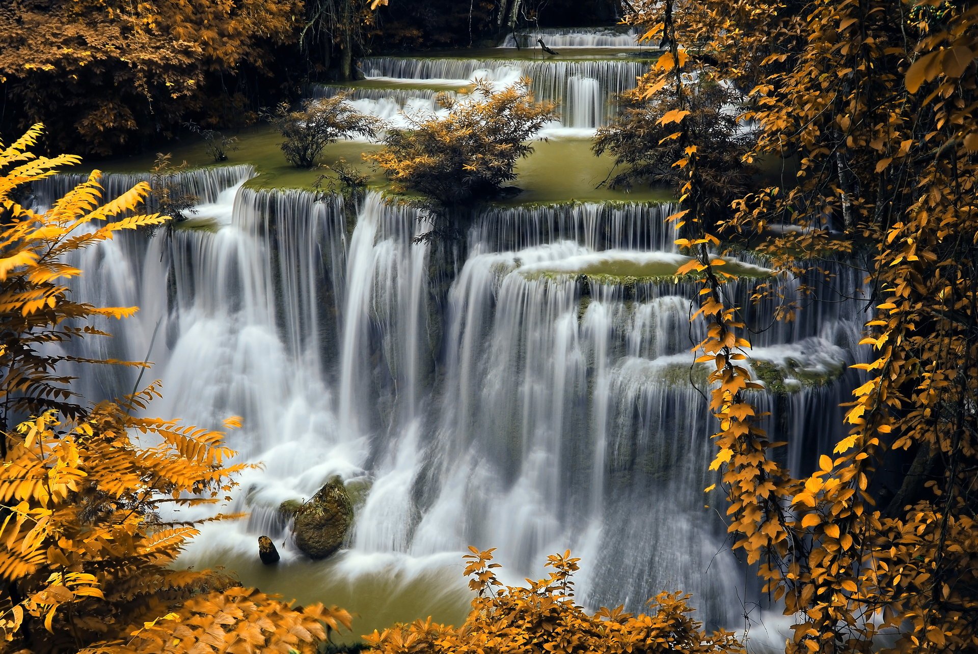 waterfalls autumn nature photo