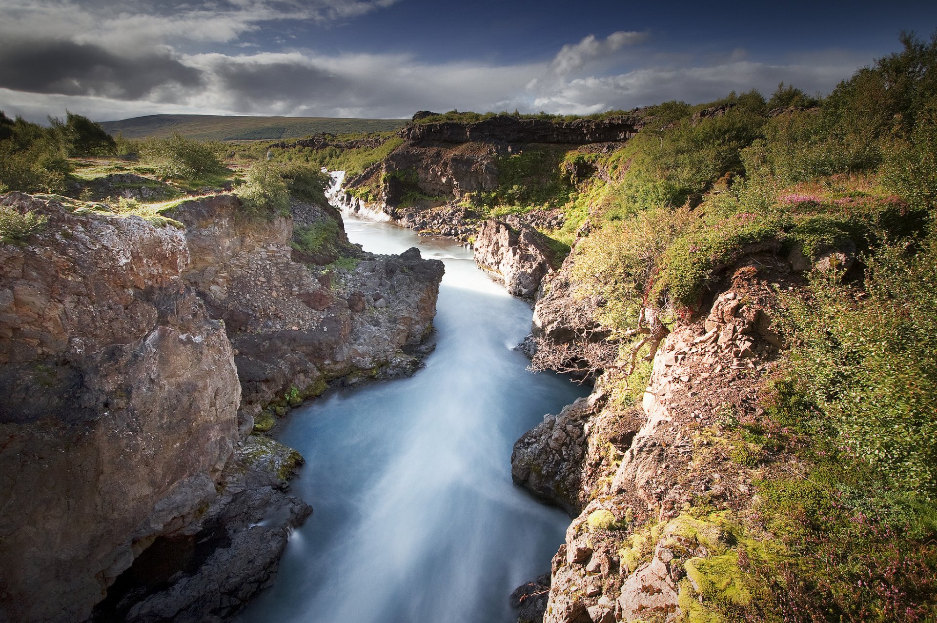 fluss felsen natur pflanzen himmel wolken