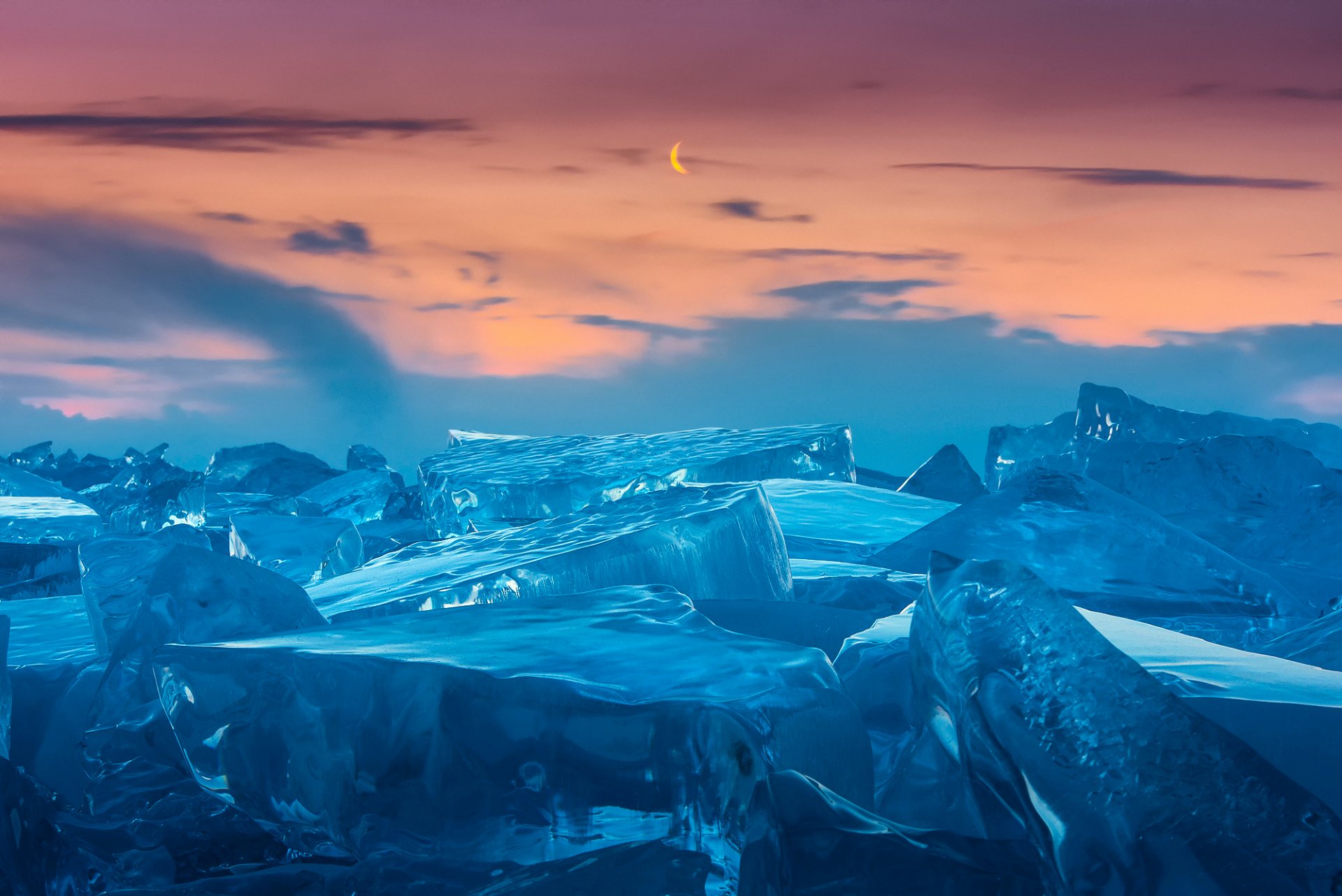 lago baikal inverno cielo luna