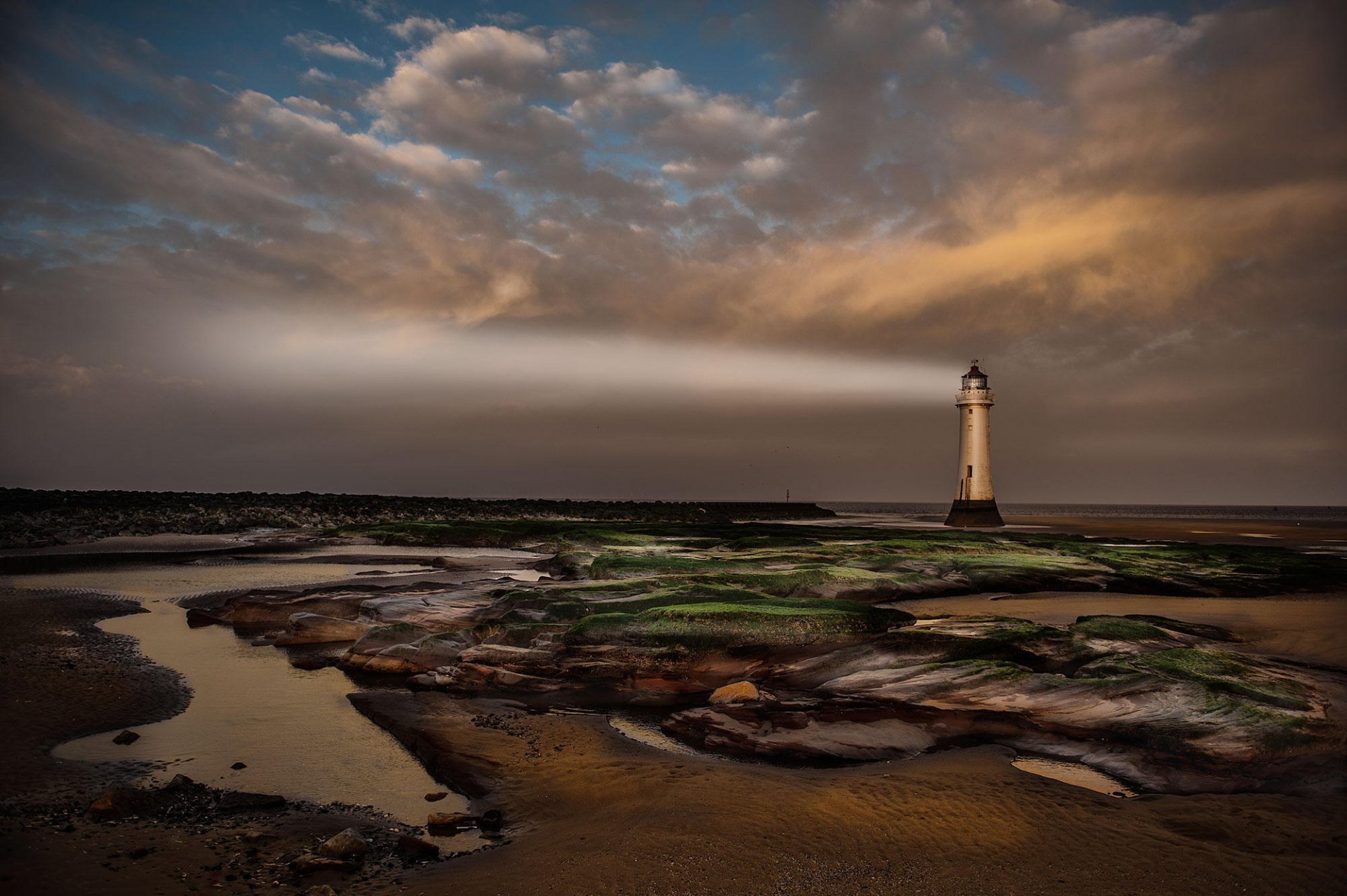 faro paisaje noche mar playa