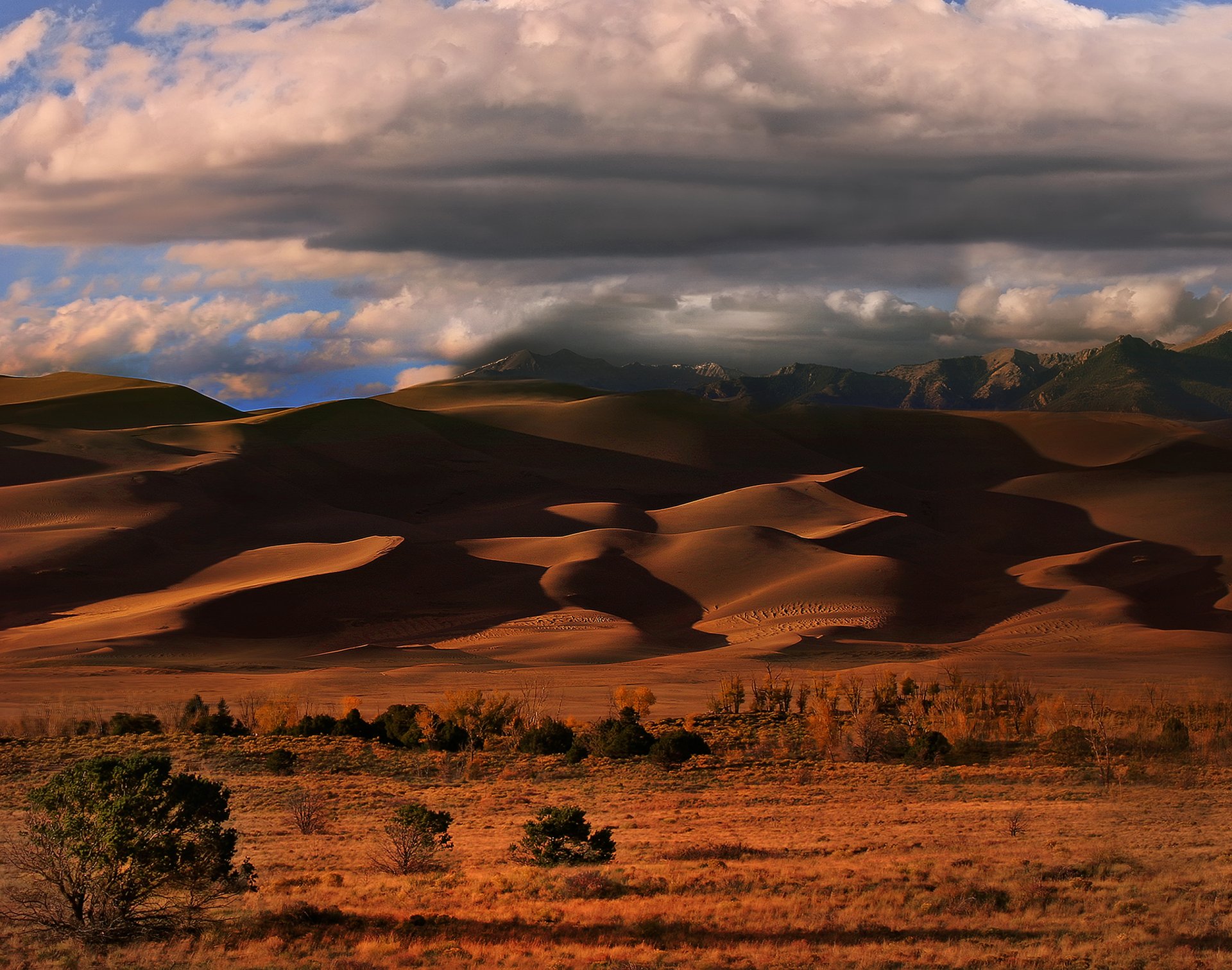 colorado états-unis ciel nuages sable désert barkhan