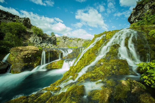 Fiume dalla cima della montagna