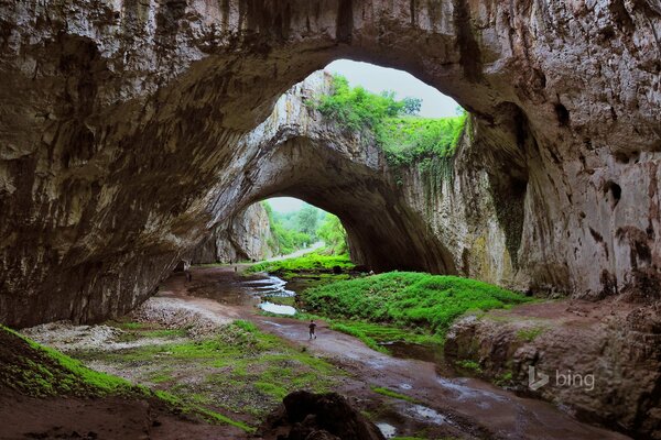 Splendide viste sulle grotte della Bulgaria