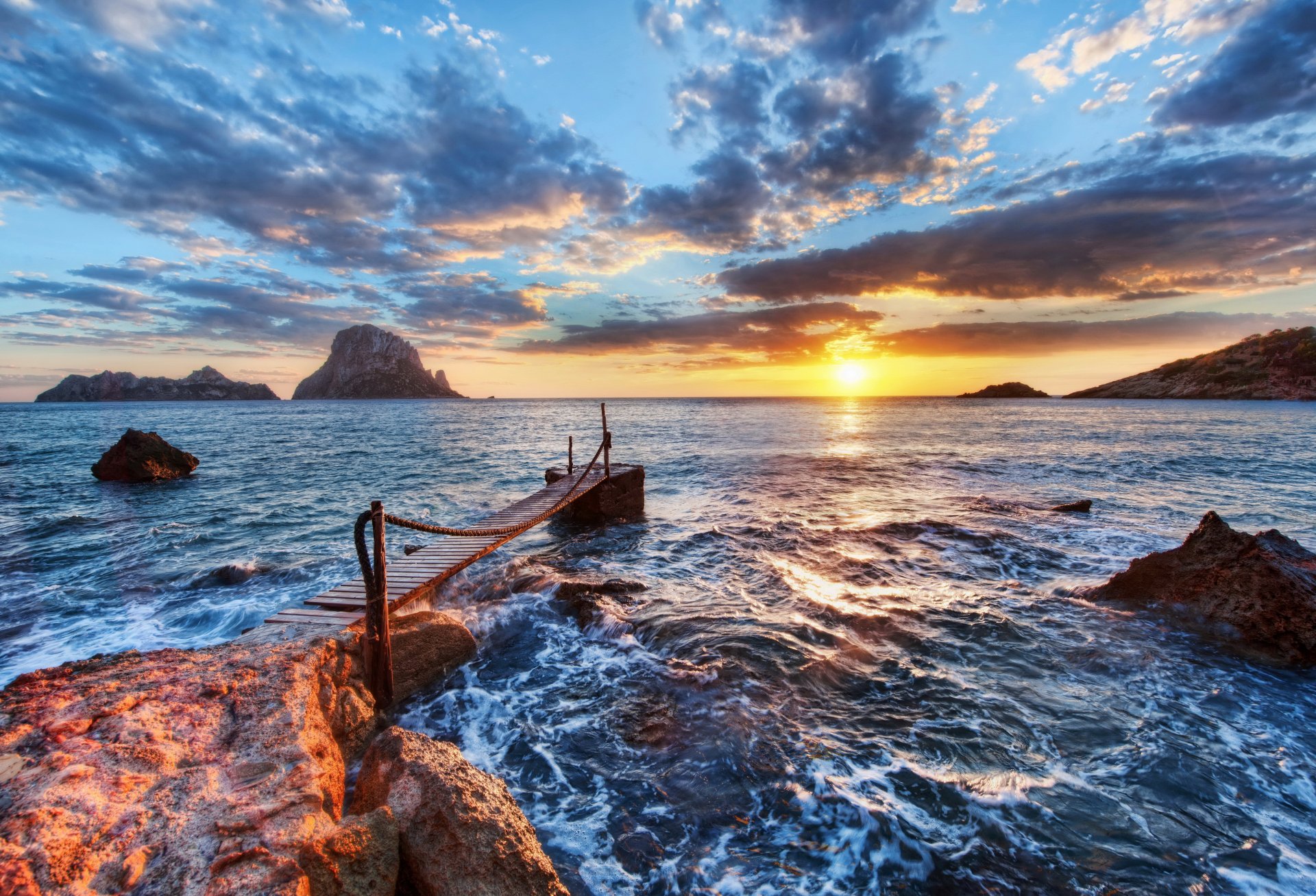 mar costa amanecer sol nubes rocas