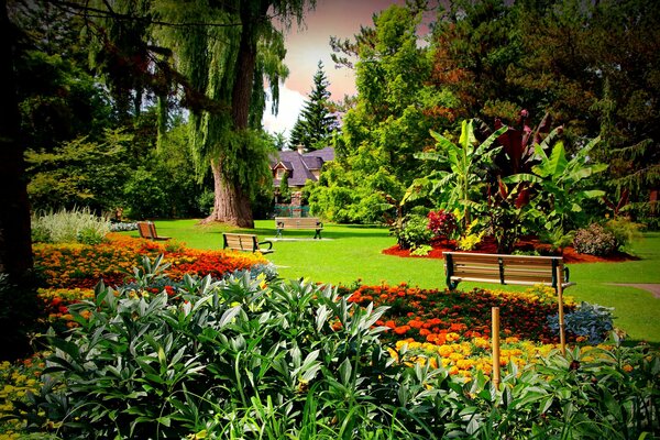 Casa de campo y Jardín floreciente