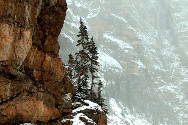 Foto insolita della montagna