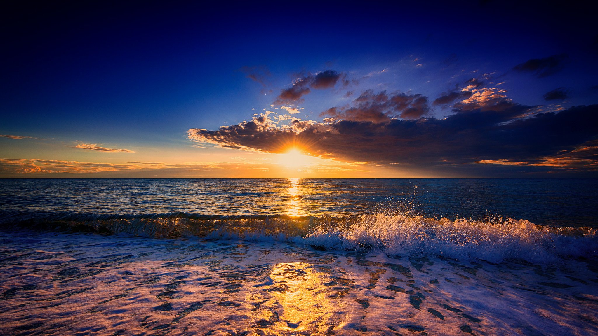 ciel nuages soleil coucher de soleil mer vague surf paysage