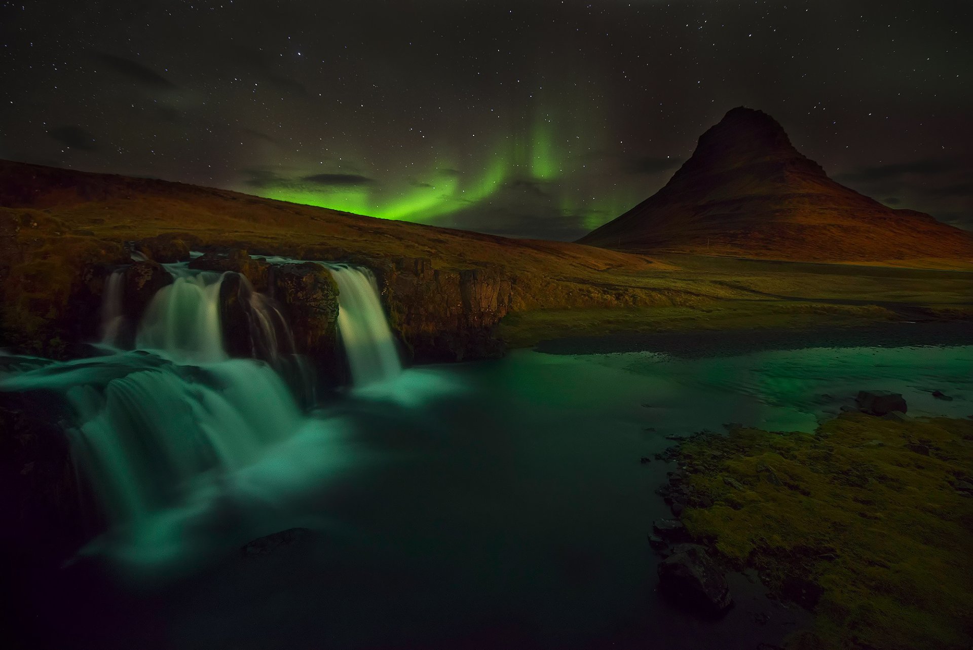 iceland kirkjufell mountain volcano rock waterfall snow night northern light