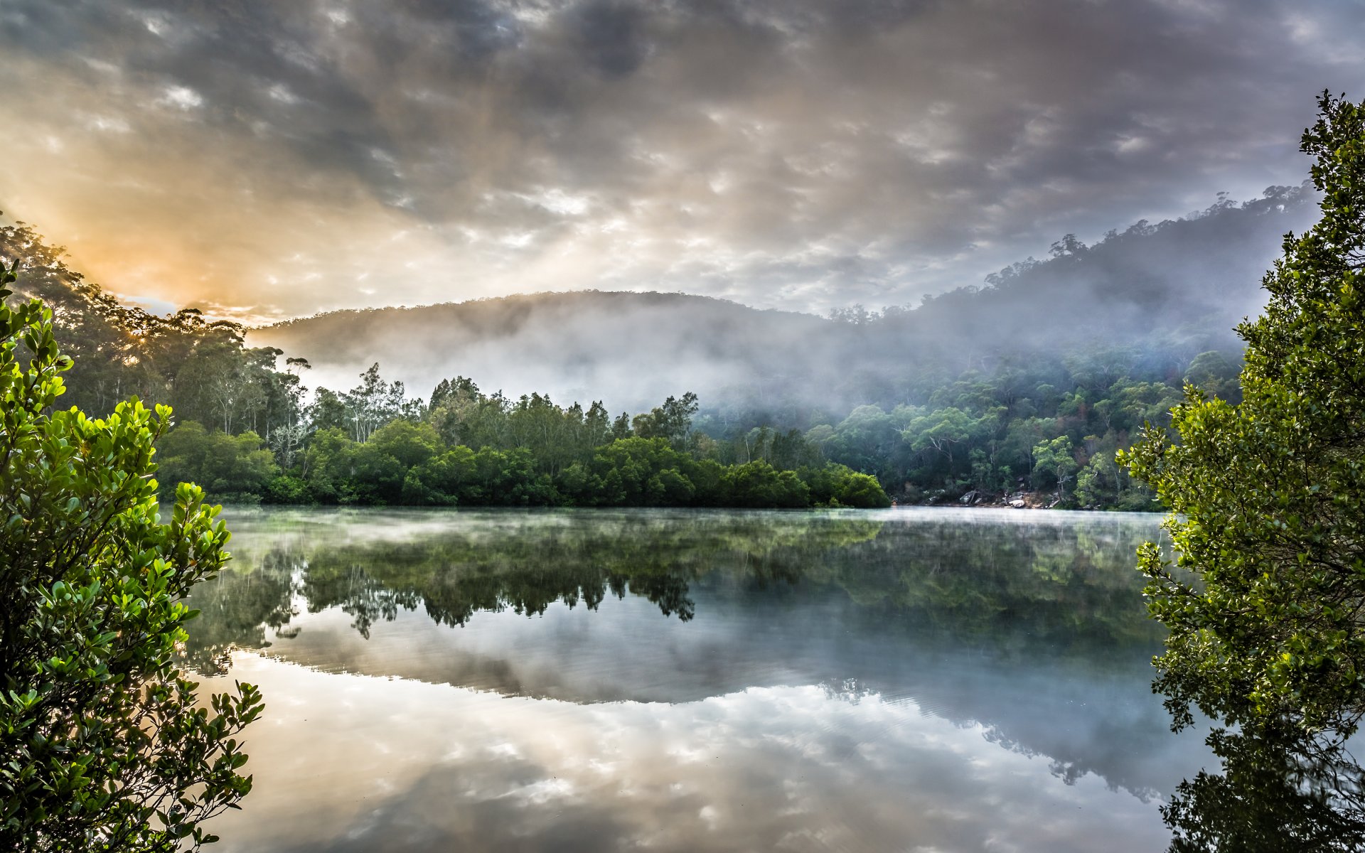 berowra крик сидней австралия лес озеро тучи природа