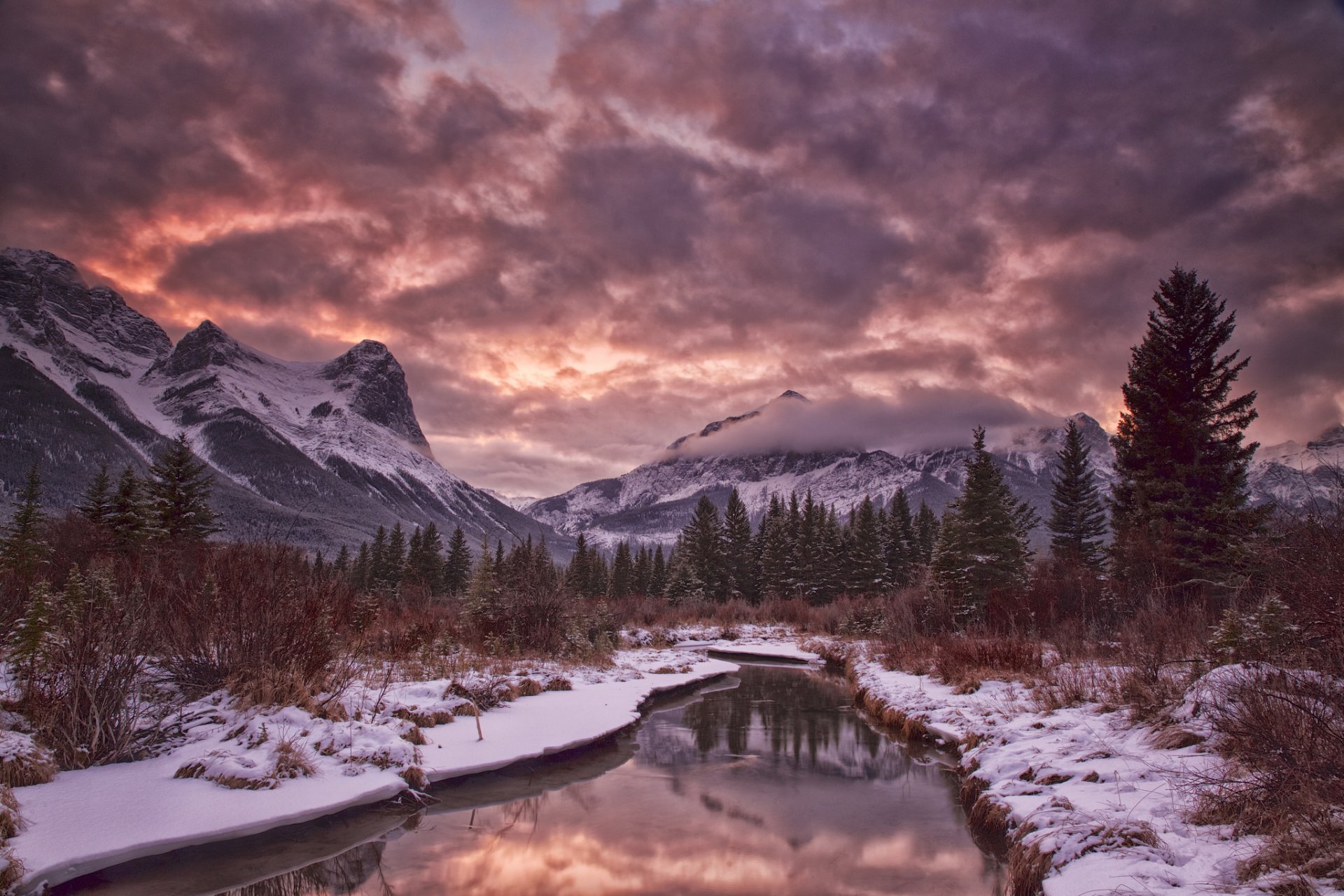 cielo nuvole sera montagne inverno neve fiume alberi