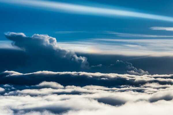 Landscape in the sky of clouds