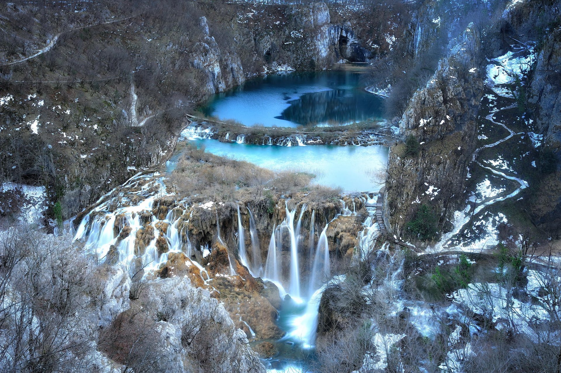 nationalpark republik hrvatska see wasserfall felsen plitvicer seen