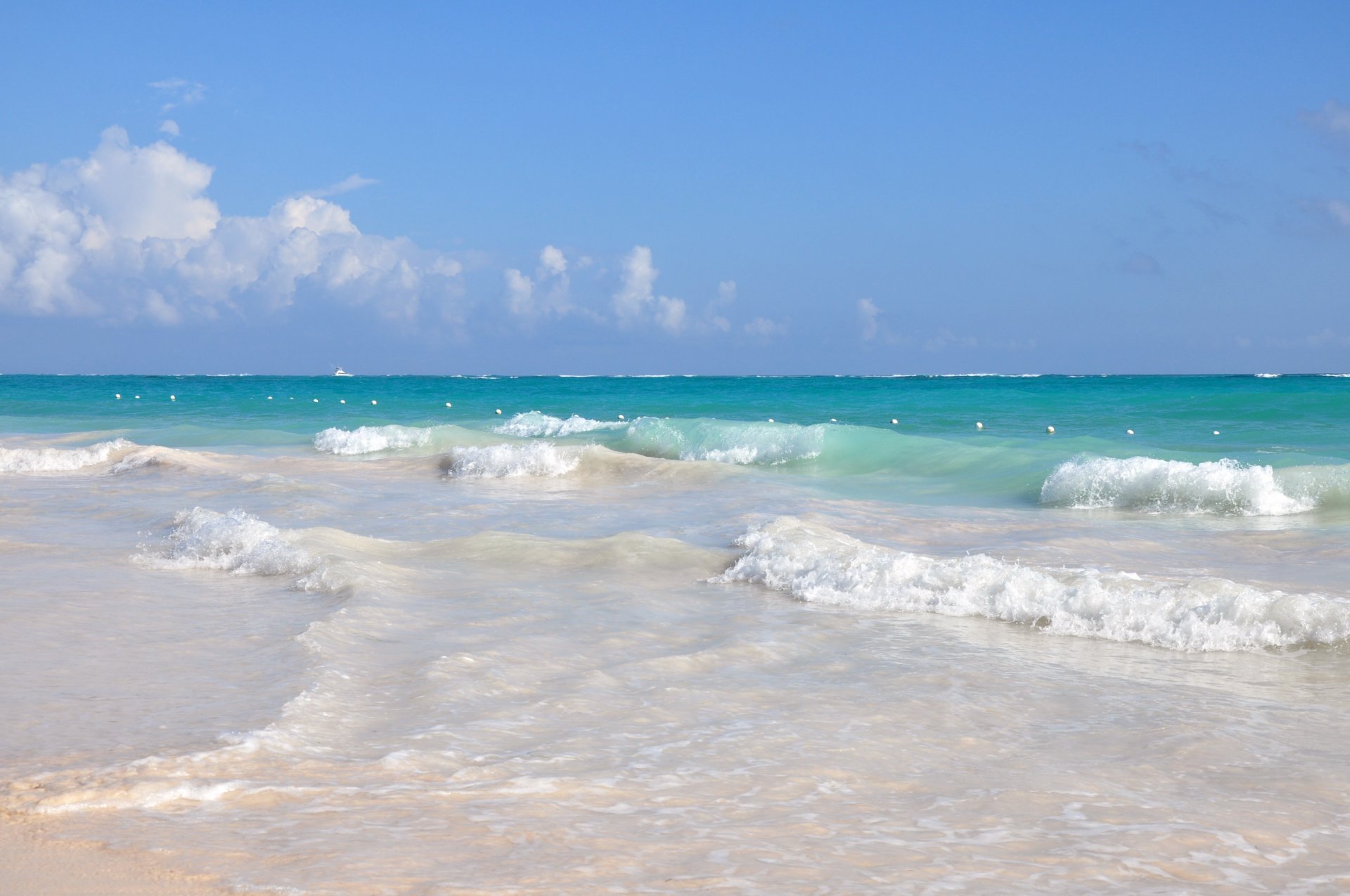 ocean ośrodek dominikana morze woda fale piasek plaża wakacje relaks