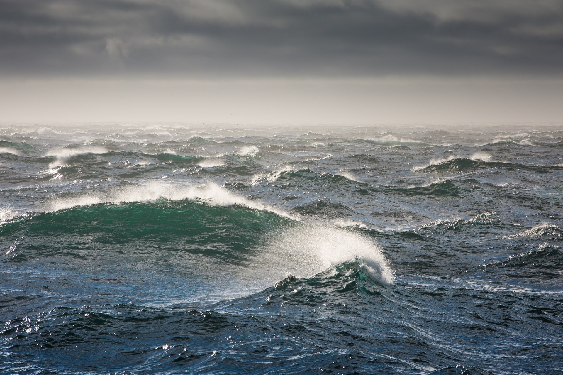 bering sea waves storm