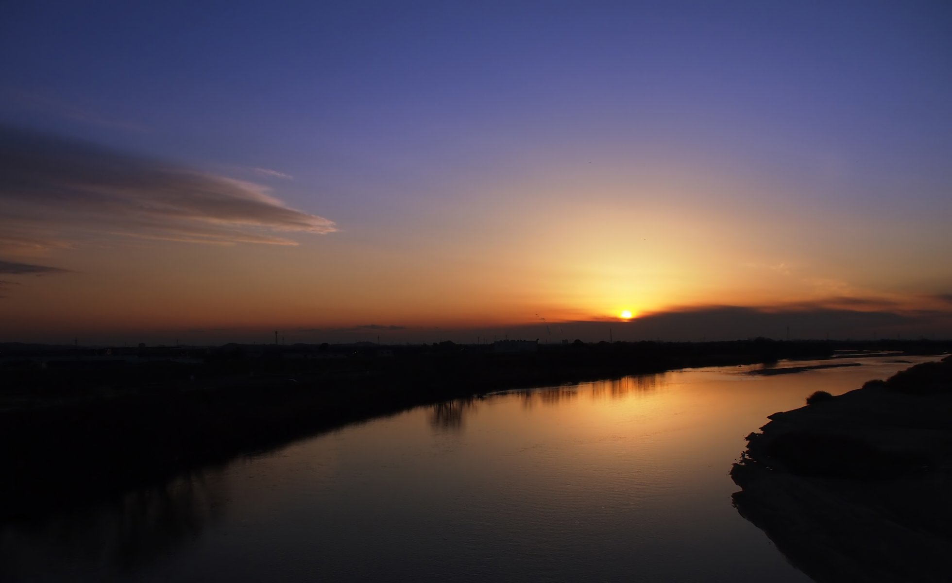 natura paesaggio mare acqua fiume onda alberi riflessione fogliame tramonto sole sera sfondo carta da parati widescreen schermo intero widescreen widescreen