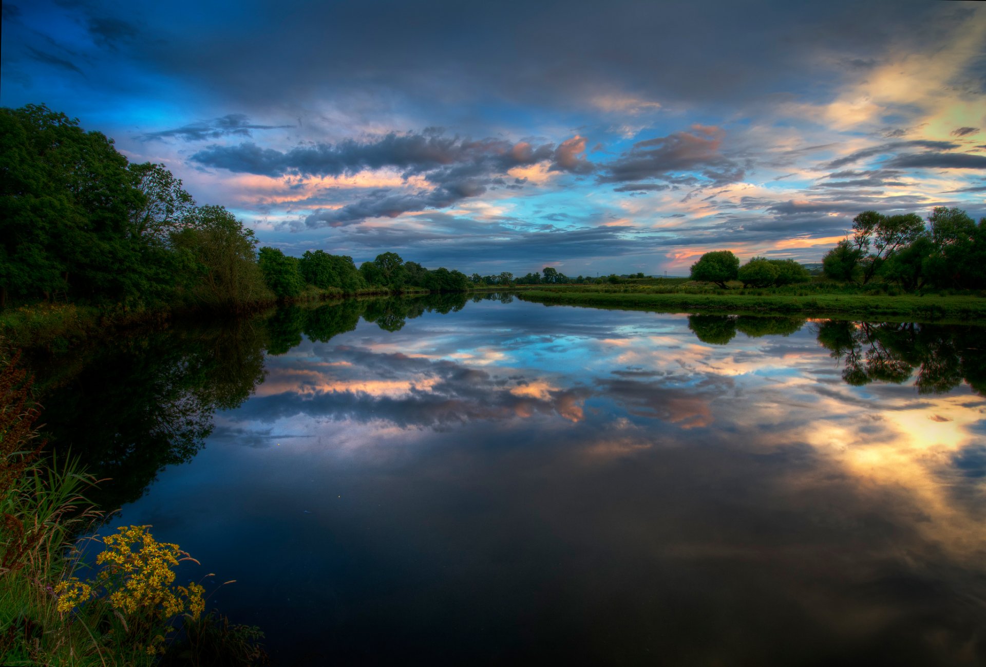 irlande rivière soir coucher de soleil nuages