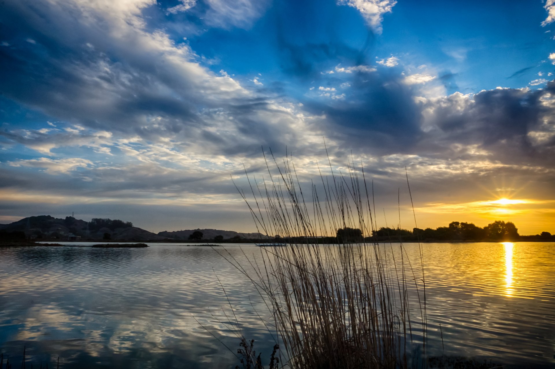 lac matin soleil lever du soleil