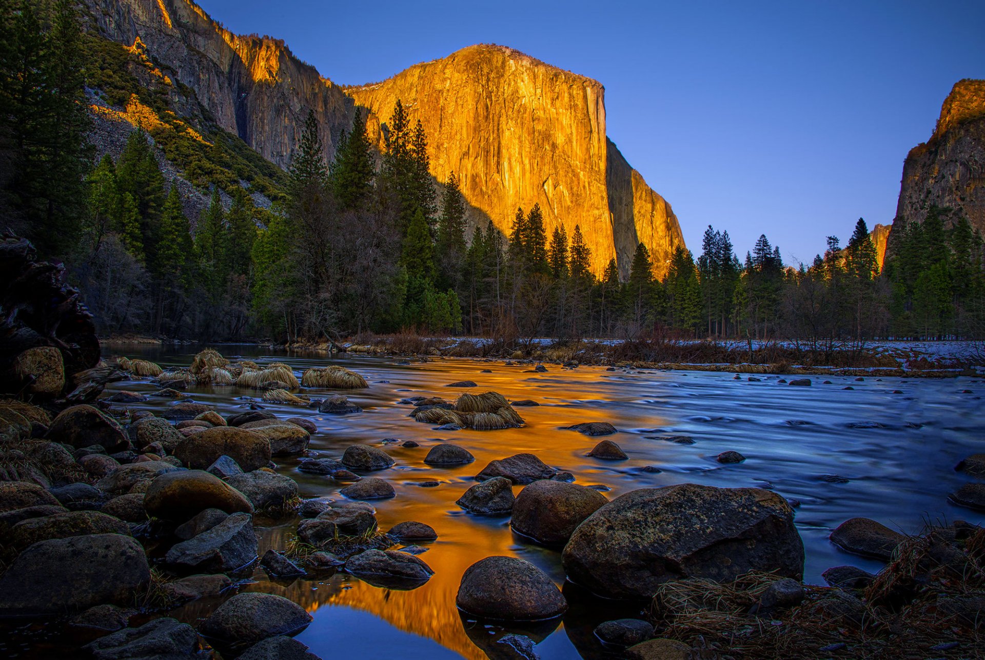 yosemite national park kalifornien sierra nevada yosemite nationalpark fluss bäume berg untergehende strahlen sonne