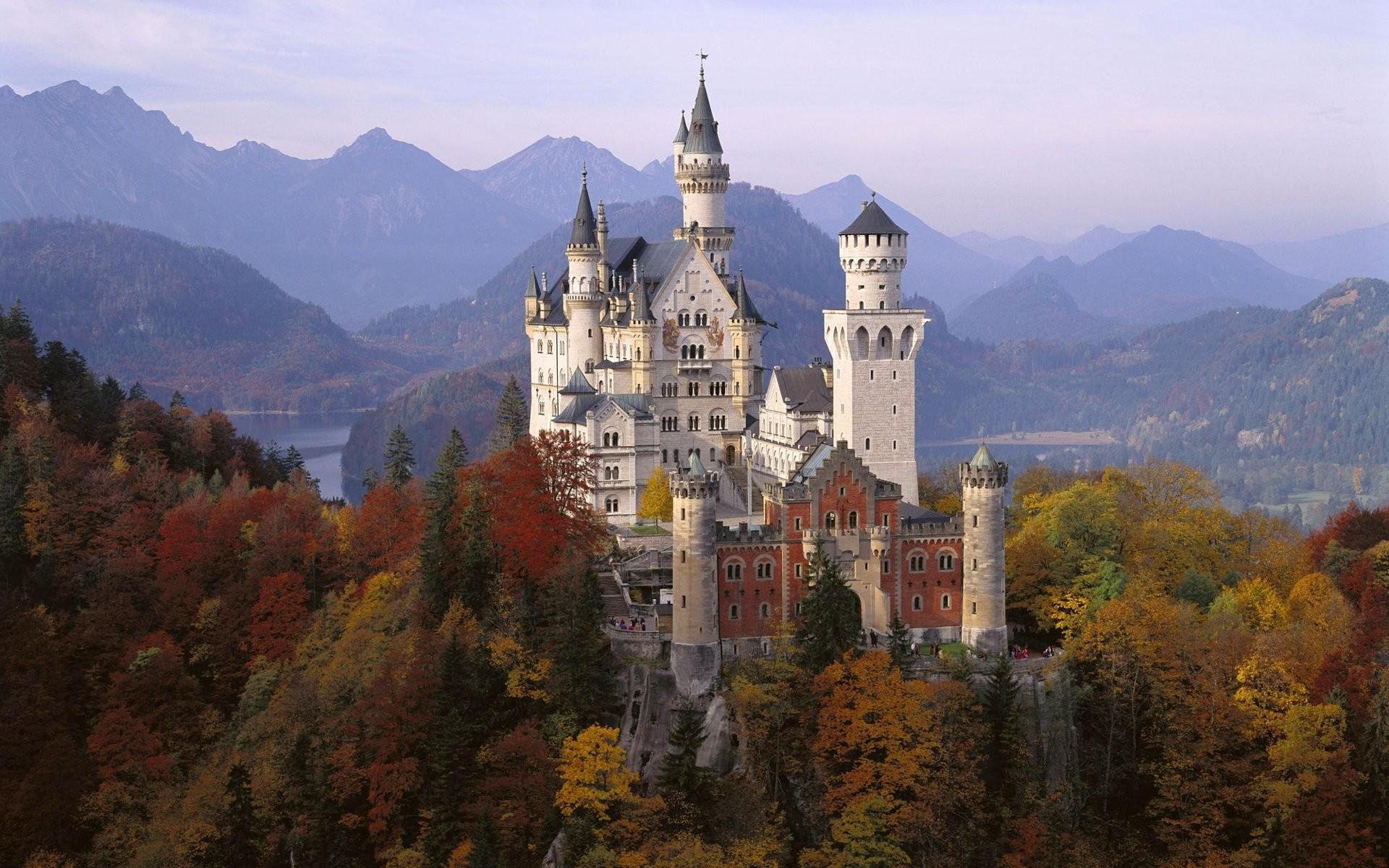 castello neuschwanstein germania baviera autunno