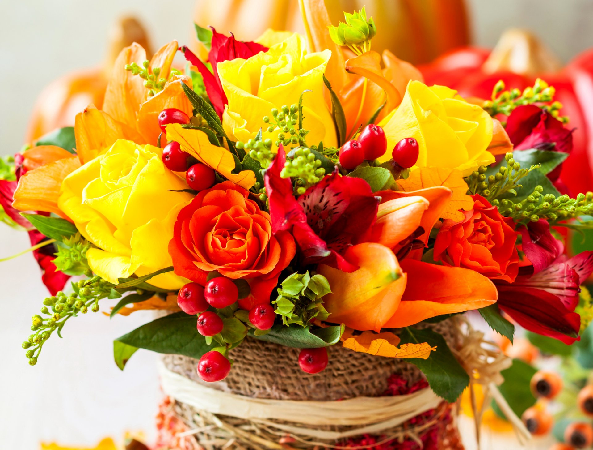 bouquet rose tulipani alstremeria fiori foto