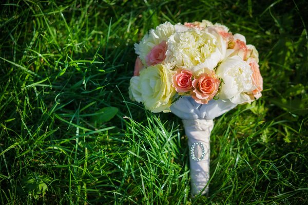 DEINE FREUNDIN IST AN DER REIHE, DIESE BLUMEN SIND FÜR DICH